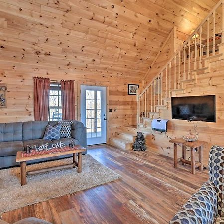 Quiet And Secluded Berea Cabin On 70-Acre Farm! Luaran gambar