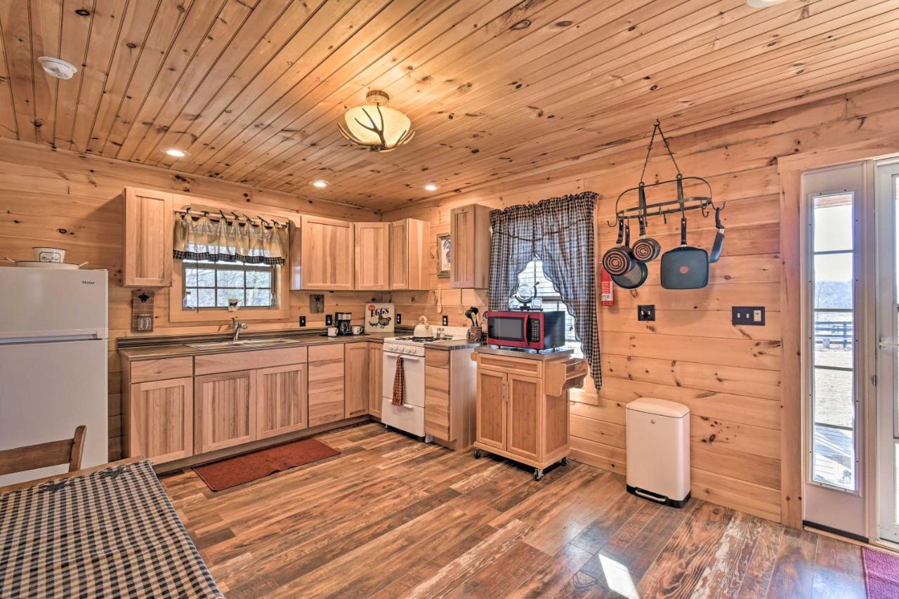 Quiet And Secluded Berea Cabin On 70-Acre Farm! Luaran gambar