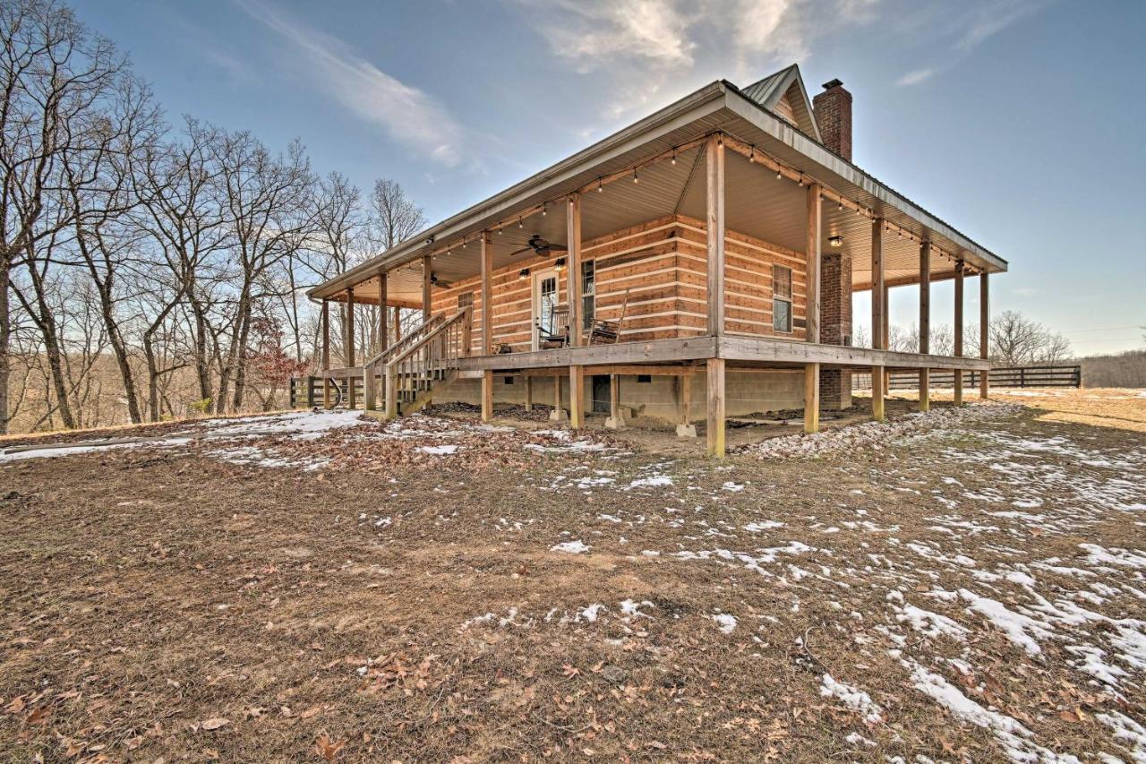 Quiet And Secluded Berea Cabin On 70-Acre Farm! Luaran gambar