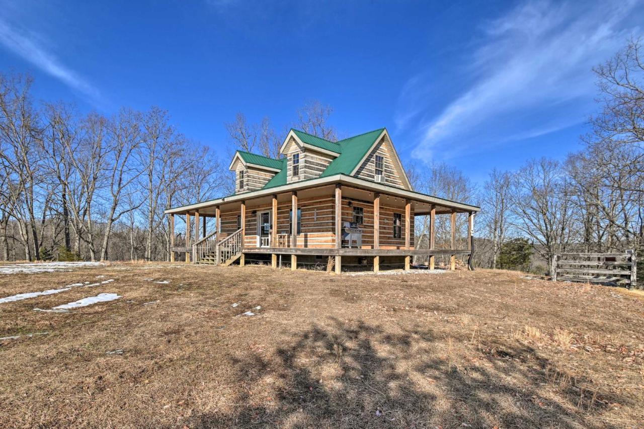 Quiet And Secluded Berea Cabin On 70-Acre Farm! Luaran gambar